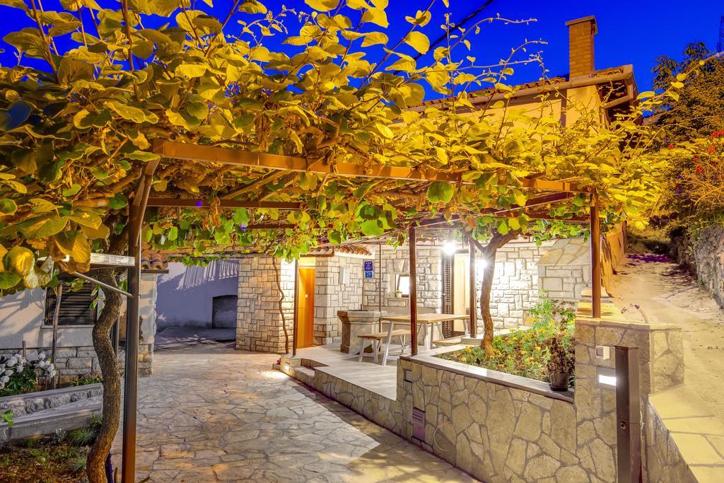 House Obrs Villa Mošćenička Draga Екстериор снимка